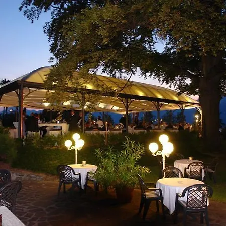 Camin 4* Луино