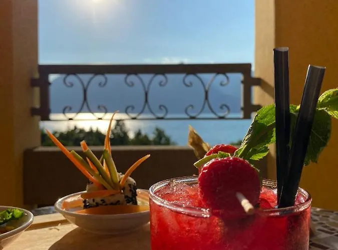 ホテル Camin ルイーノ